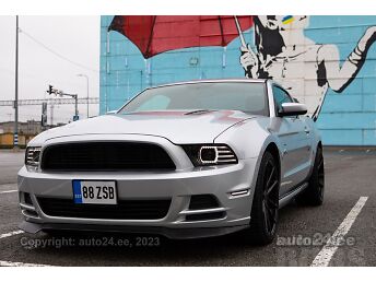 FORD MUSTANG GT PREMIUM 5.0 312 kW -12