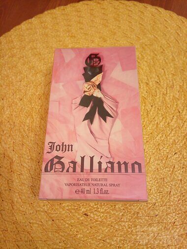 JOHN GALLIANO FOR WOMEN 1.3OZ/40ML EAU DE TOILETTE SPRAY